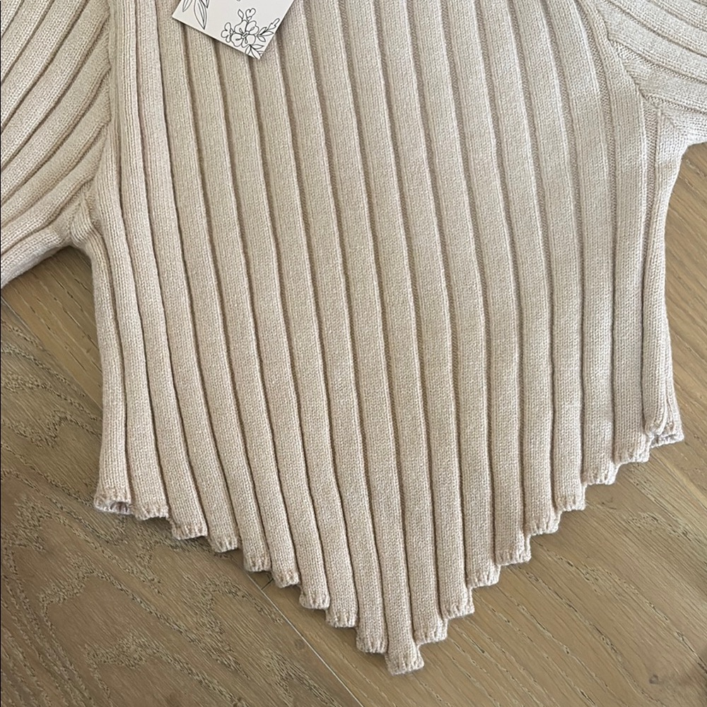 Beige Ribbed cropped Sweater - Picture 3 of 5